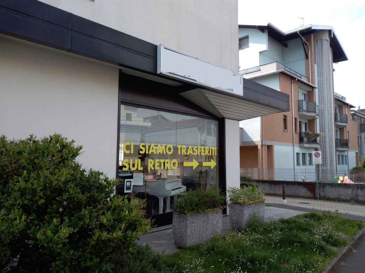 Negozio in vendita a Legnano (MI)