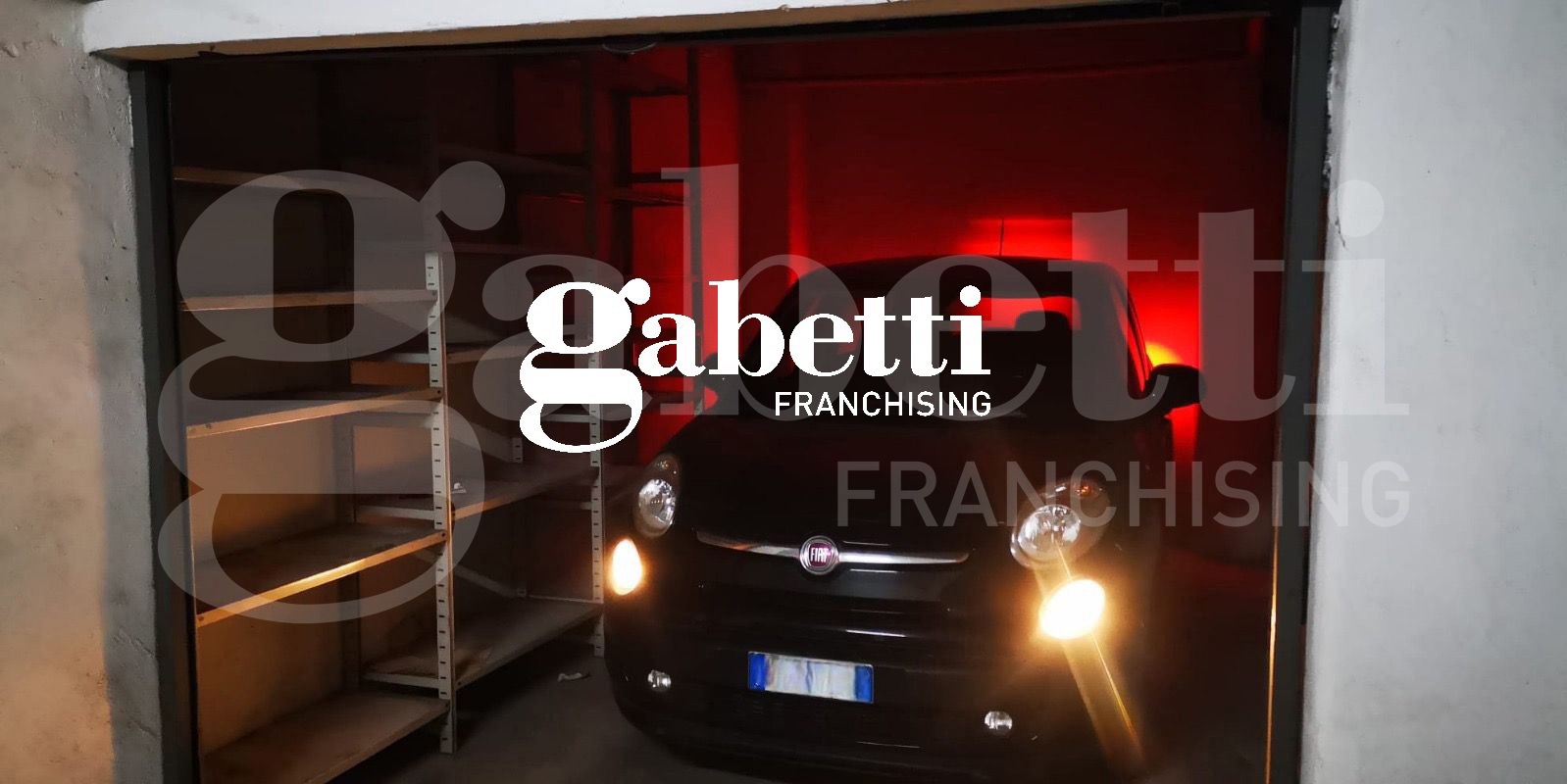 Garage/Box/Posto auto in vendita a Trani (BT)