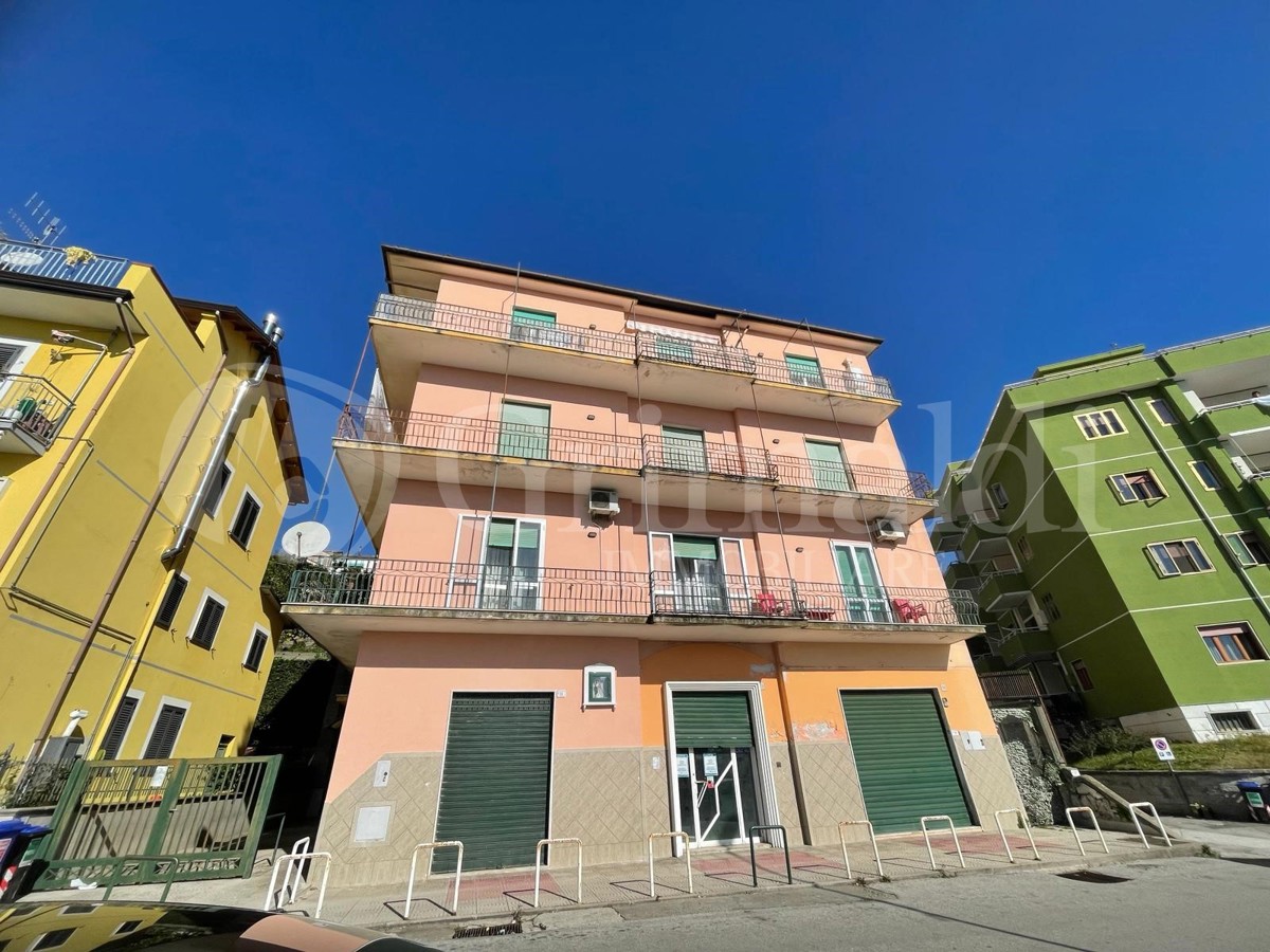 Appartamento in vendita a Montecorvino Rovella (SA)