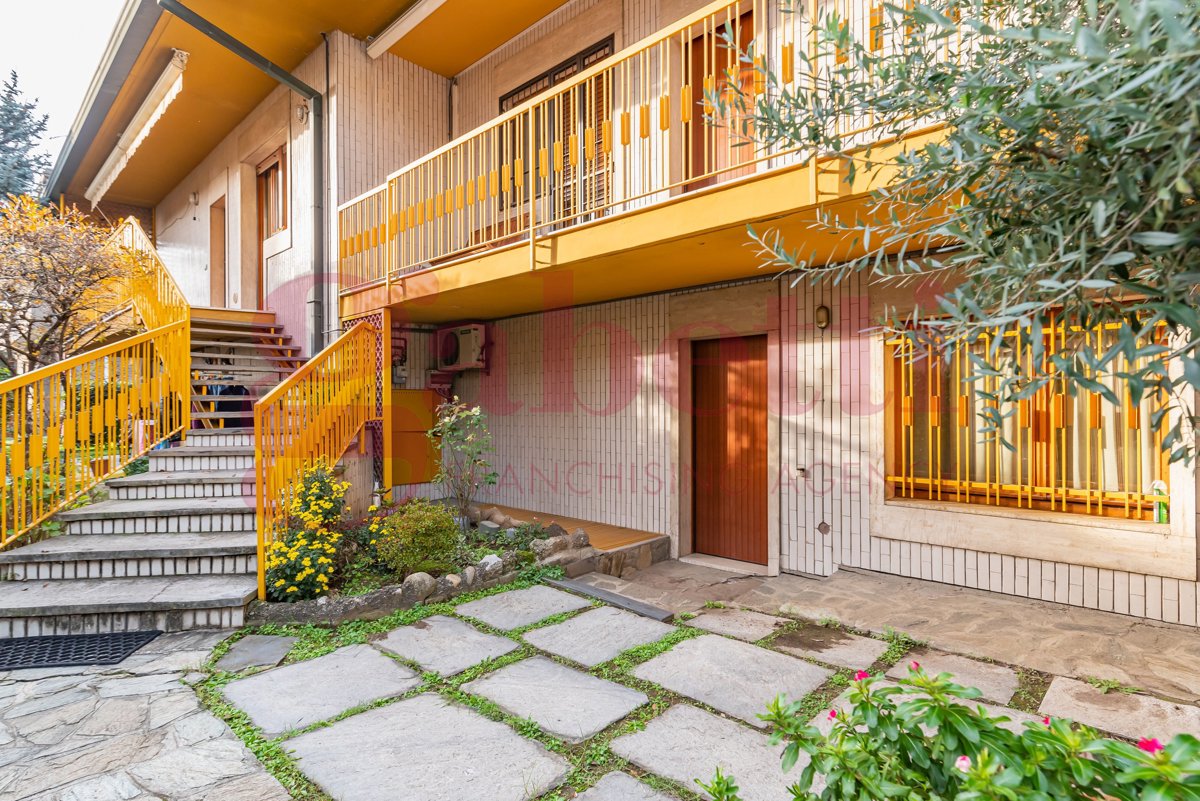 Villa in vendita a Paderno Dugnano (MI)