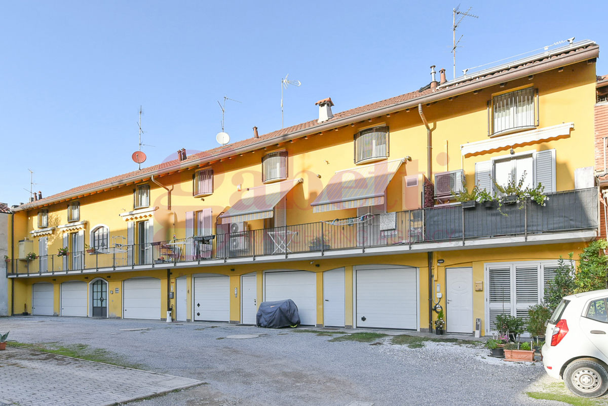 Casa indipendente in vendita a Mariano Comense (CO)