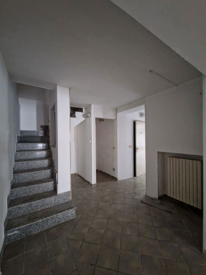 Appartamento di 90 mq in vendita - Brindisi