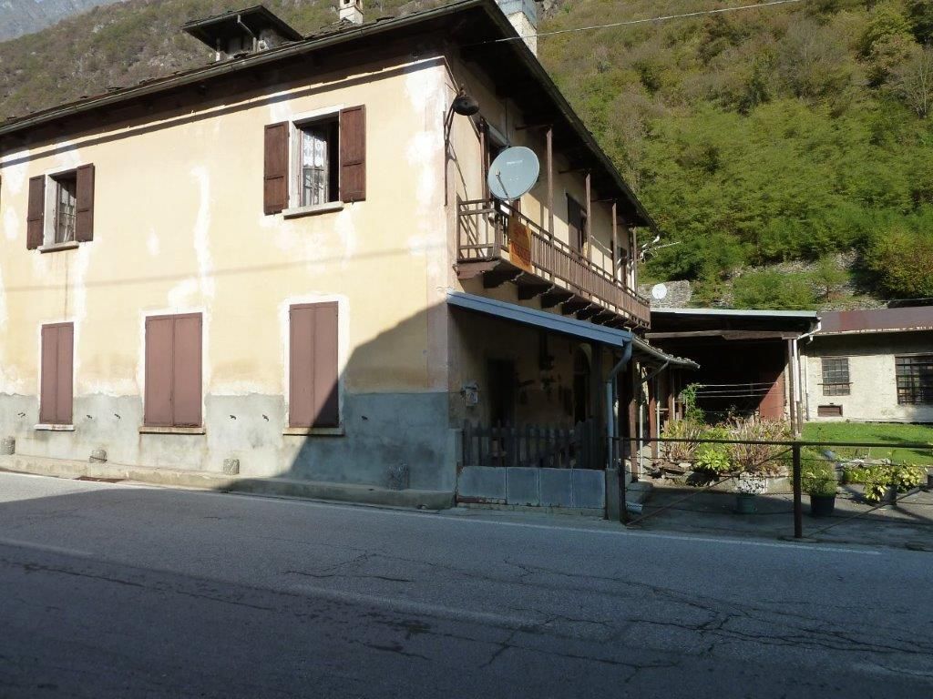 Casa indipendente in vendita a Bannio Anzino (VB)