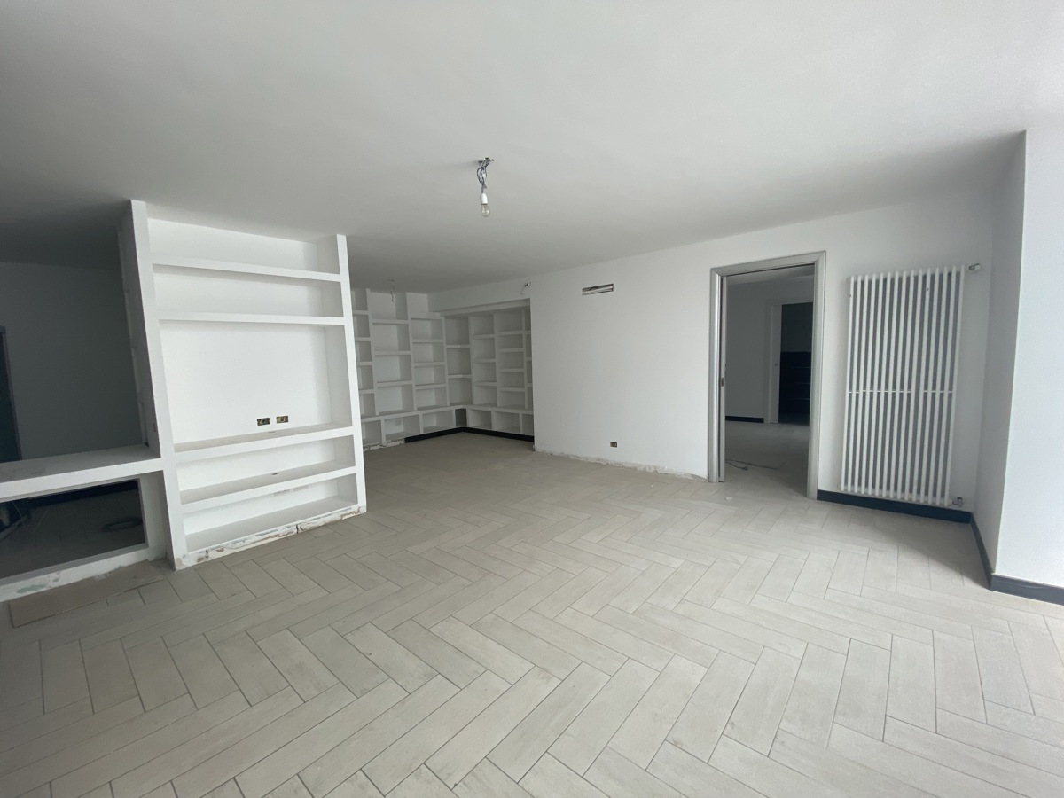 Appartamento in vendita a Frascati (RM)