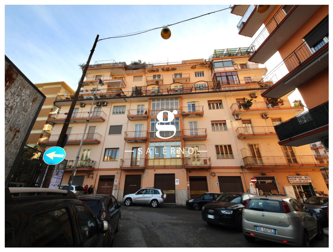 Foto 1 di 26 - Appartamento in vendita a Salerno