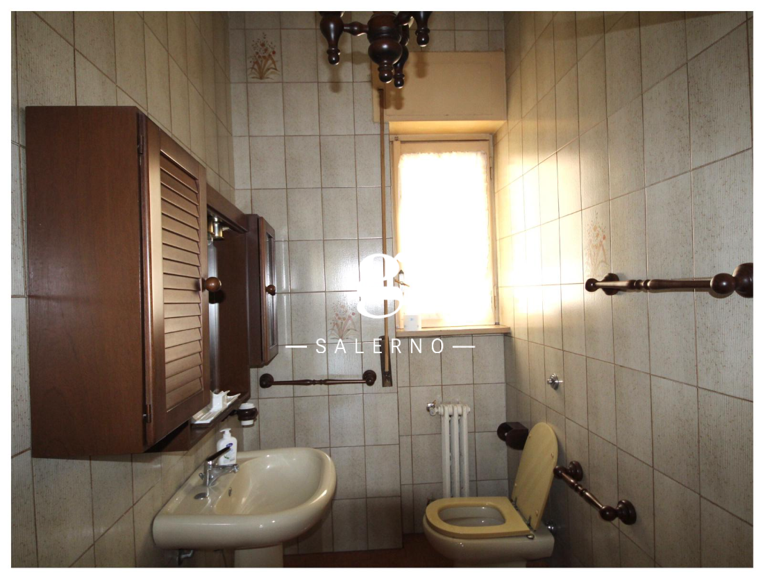 Foto 25 di 26 - Appartamento in vendita a Salerno
