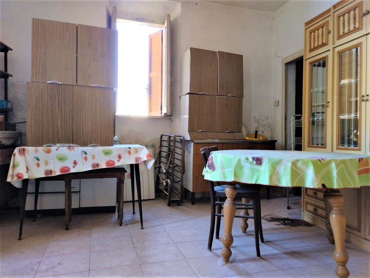 Foto 5 di 11 - Casa indipendente in vendita a Avezzano