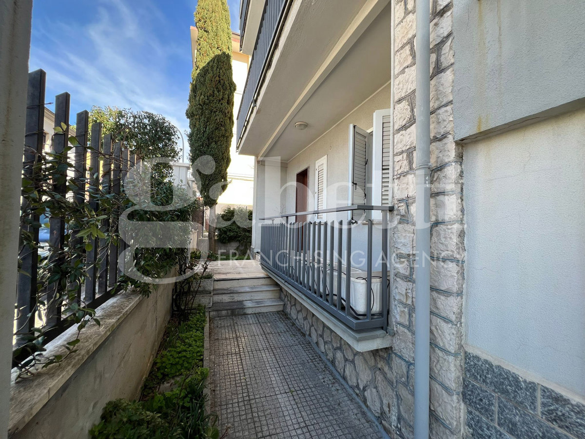 Foto 4 di 31 - Villa in vendita a Isernia