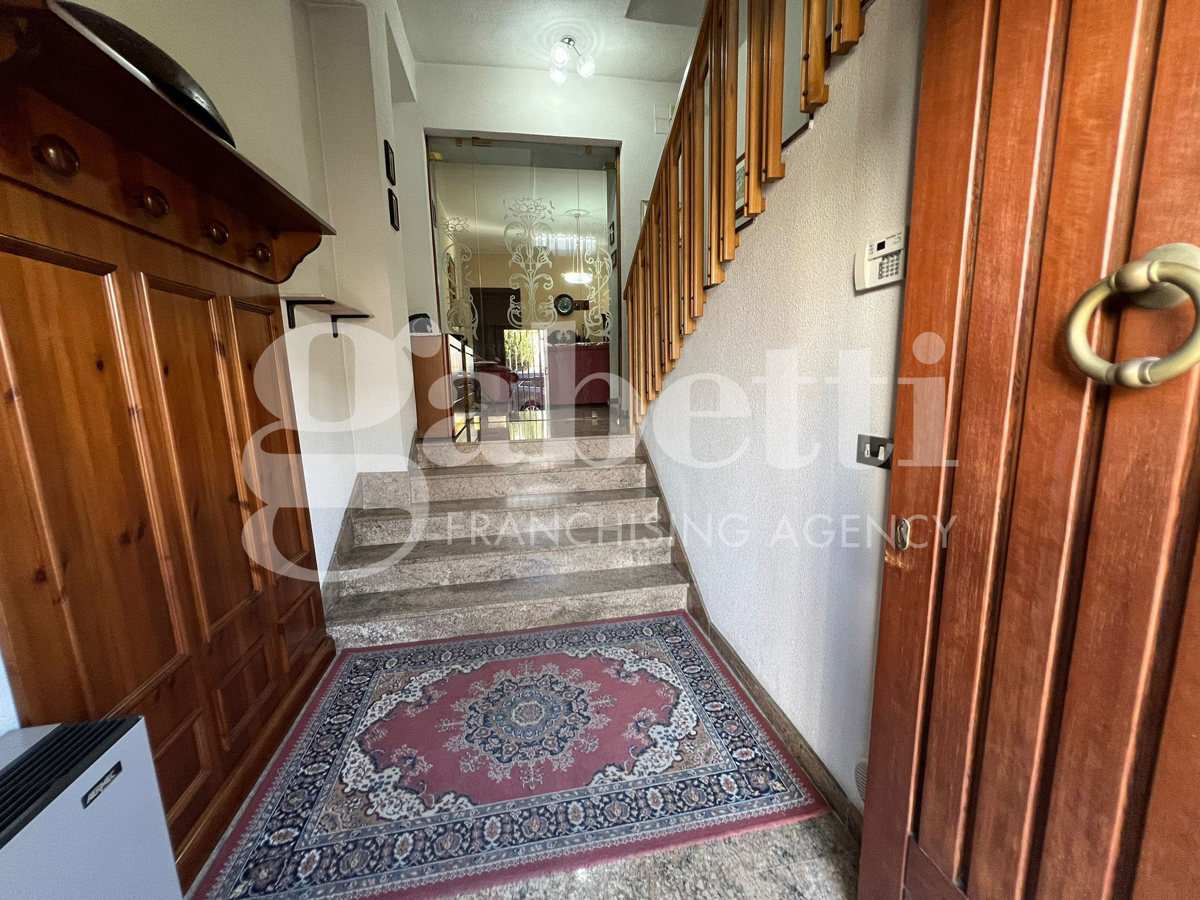 Foto 5 di 31 - Villa in vendita a Isernia