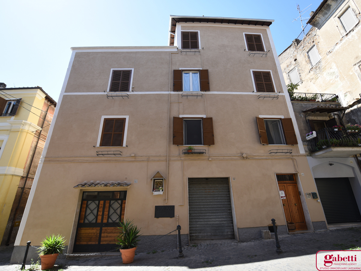 Foto 2 di 11 - Appartamento in vendita a Civita Castellana