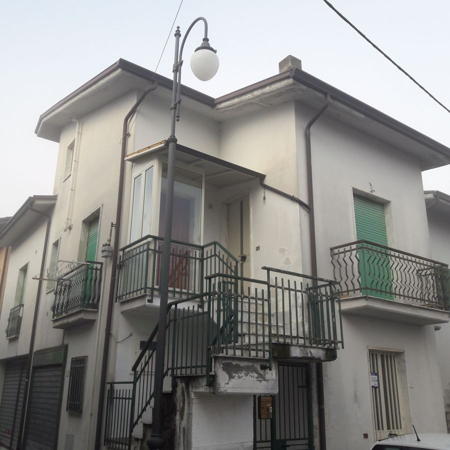 Foto 8 di 8 - Casa indipendente in vendita a Pratola Serra