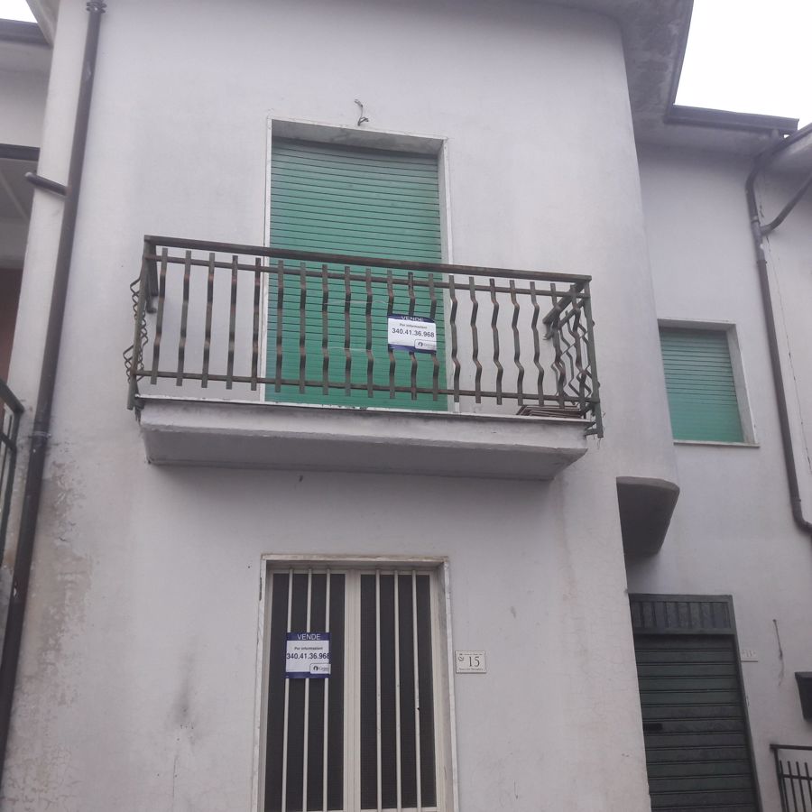 Foto 5 di 8 - Casa indipendente in vendita a Pratola Serra