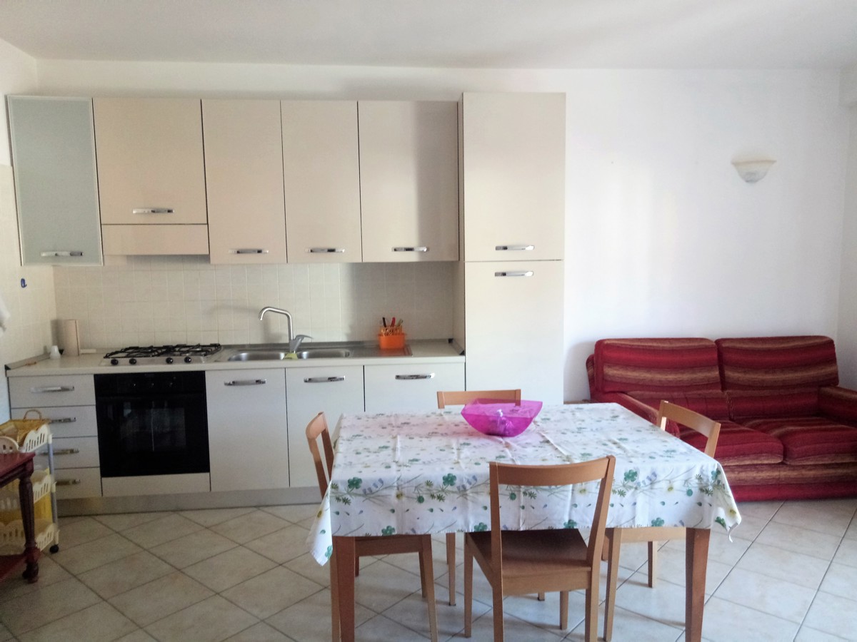 Foto 2 di 12 - Appartamento in affitto a Avezzano