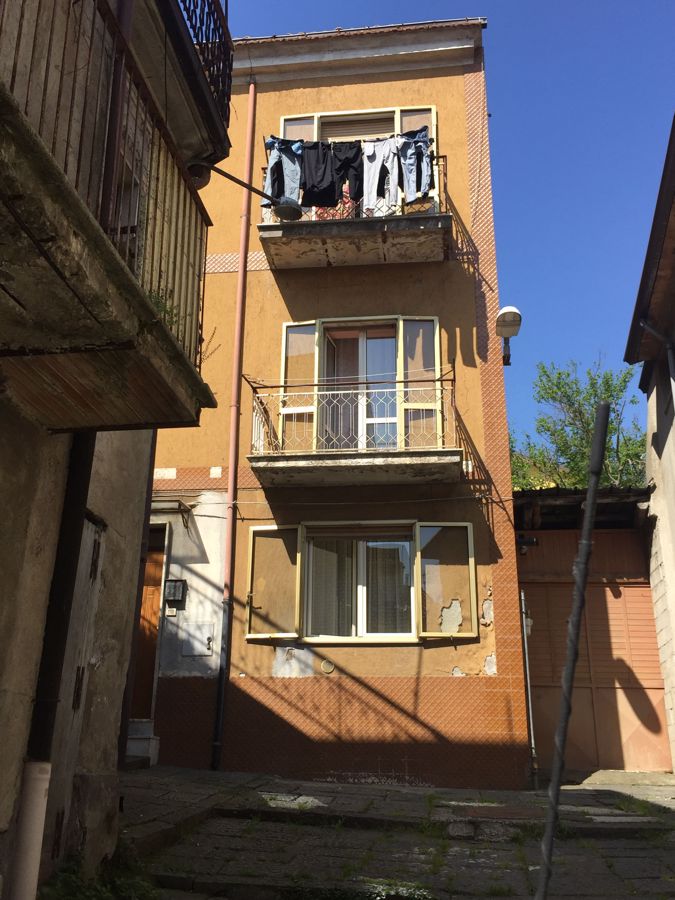 Foto 3 di 19 - Casa indipendente in vendita a Avellino