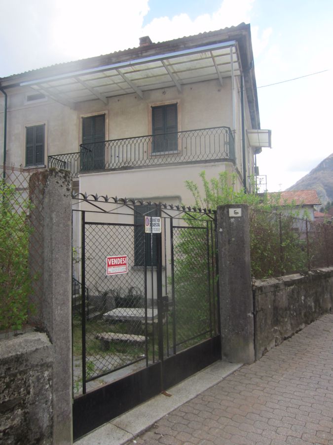 Foto 12 di 22 - Villa in vendita a Magreglio