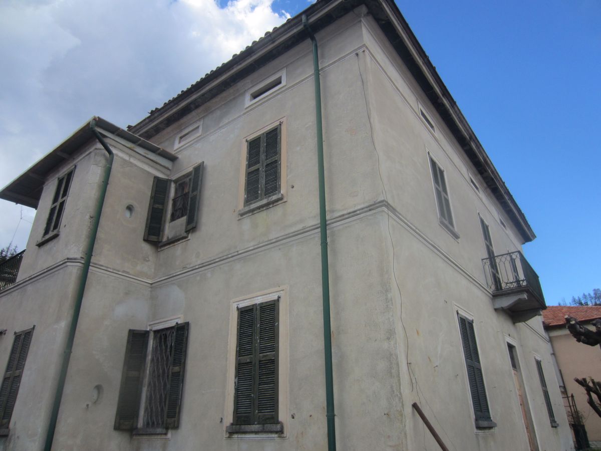 Foto 13 di 22 - Villa in vendita a Magreglio