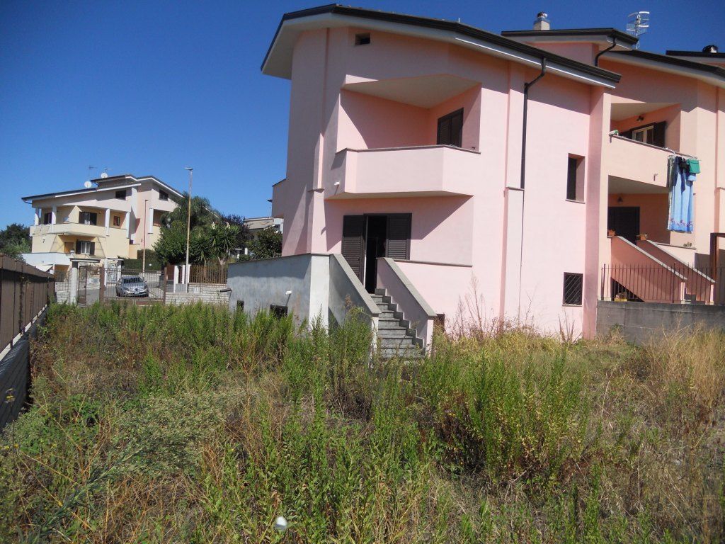 Foto 2 di 8 - Villa in vendita a Sessa Aurunca