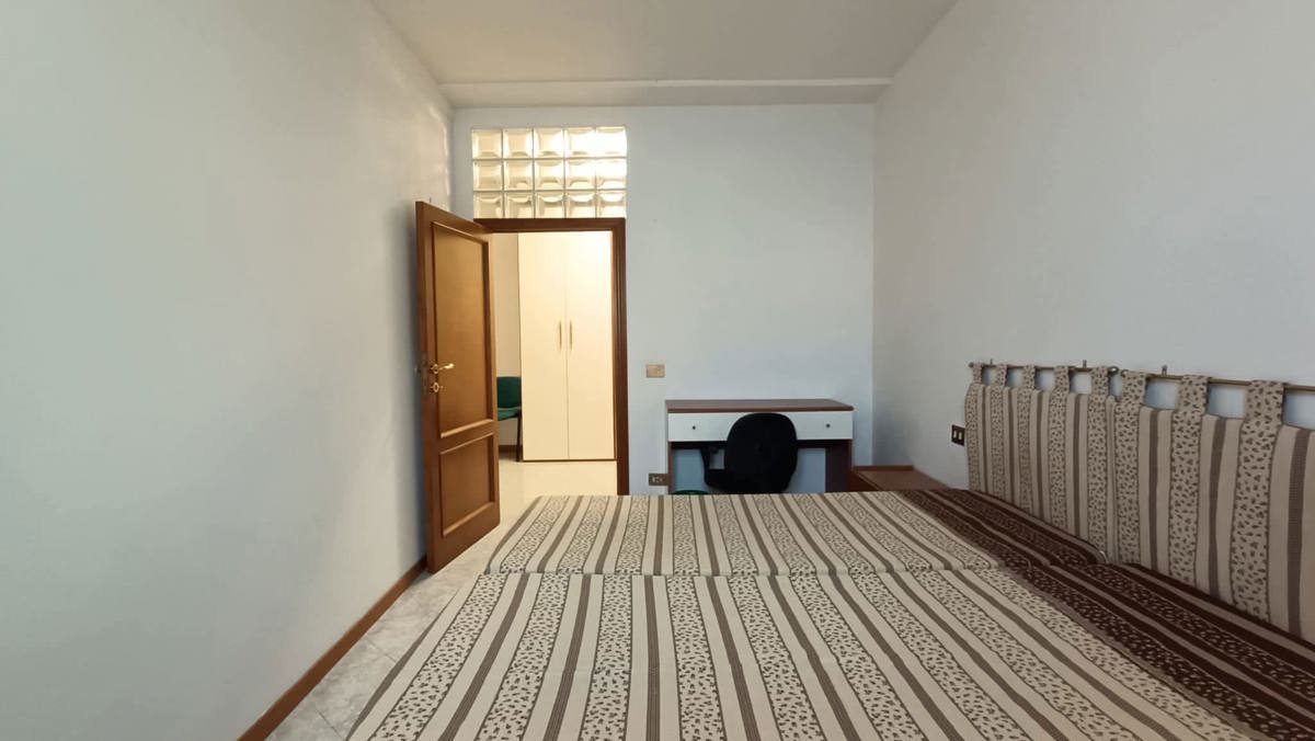 Foto 13 di 17 - Appartamento in vendita a Siena