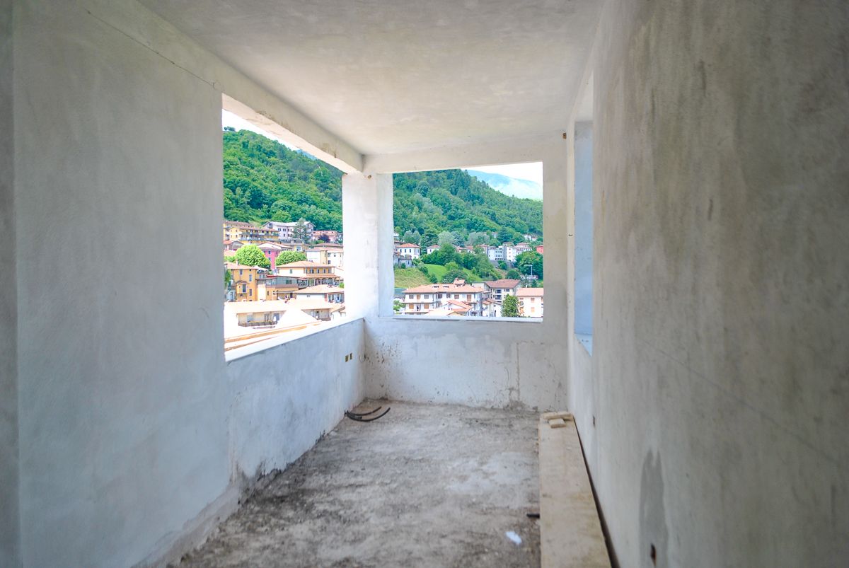 Foto 5 di 25 - Appartamento in vendita a Castelnuovo Garfagnana