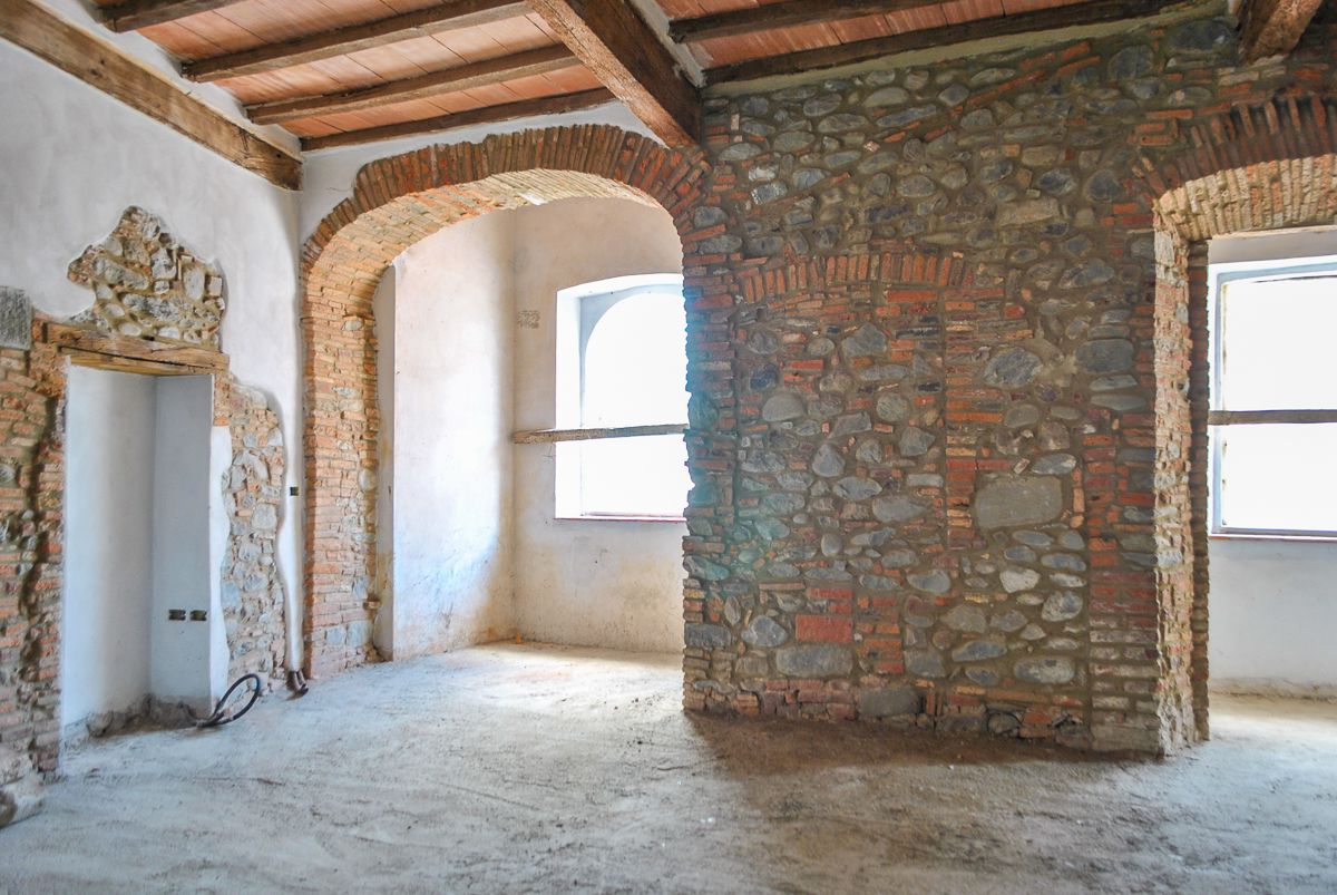 Foto 1 di 25 - Appartamento in vendita a Castelnuovo Garfagnana