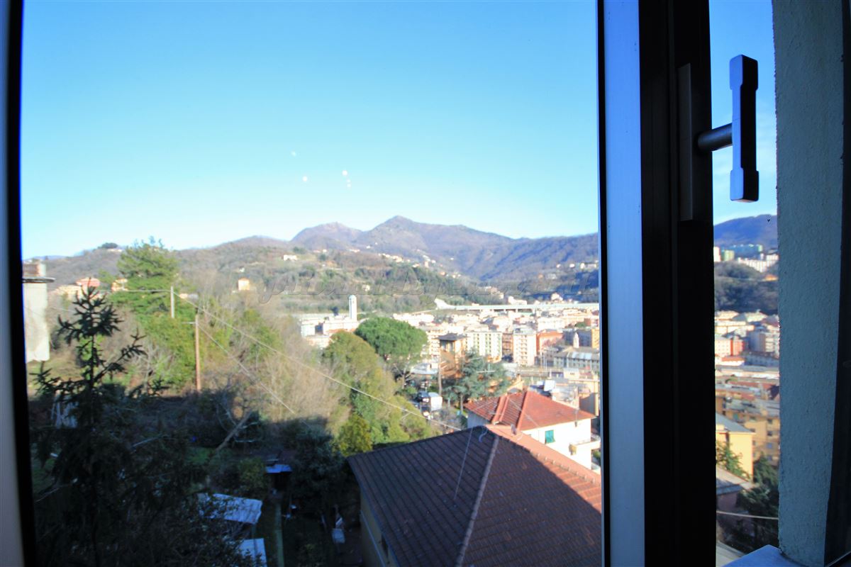 Foto 10 di 11 - Appartamento in vendita a Genova