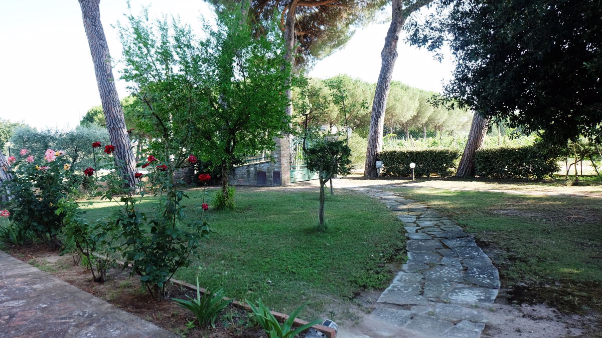 Foto 42 di 138 - Villa in vendita a Castiglione del Lago