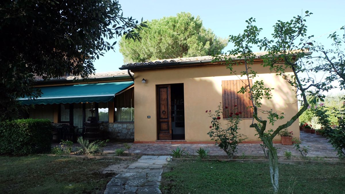 Foto 46 di 138 - Villa in vendita a Castiglione del Lago