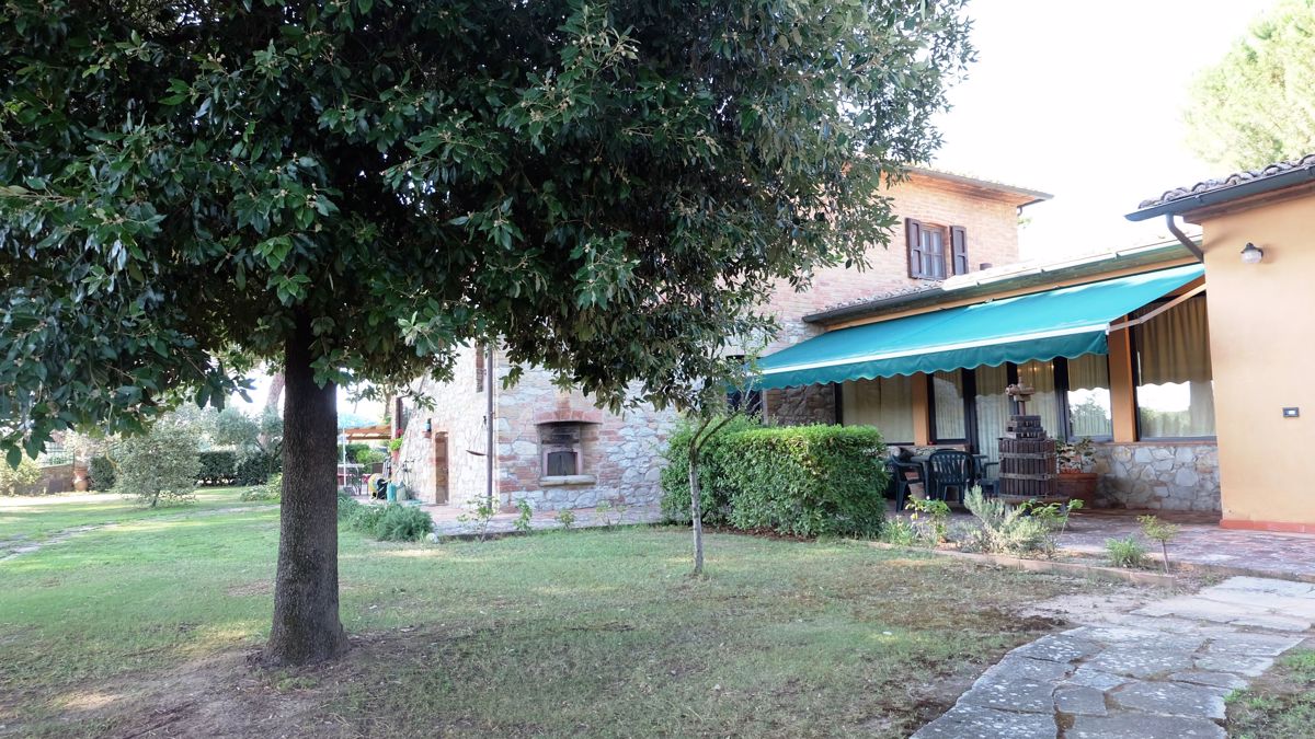 Foto 48 di 138 - Villa in vendita a Castiglione del Lago