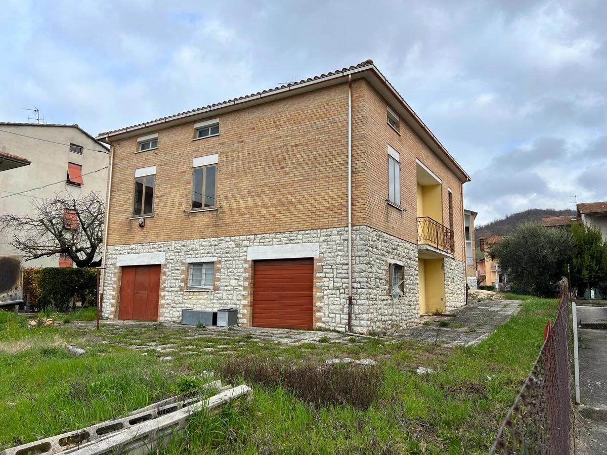 Foto 3 di 3 - Casa indipendente in vendita a Gubbio