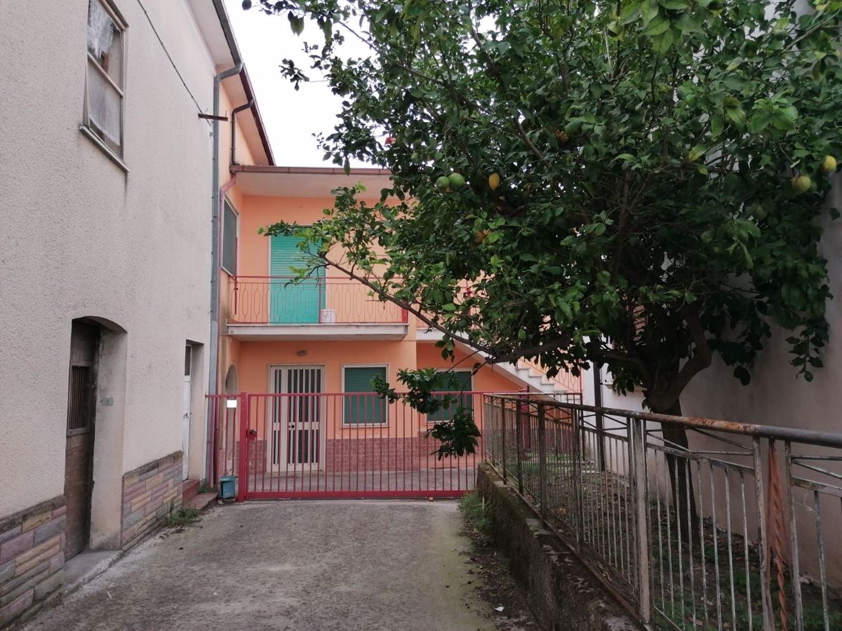 Villa in vendita a Cervaro (FR)