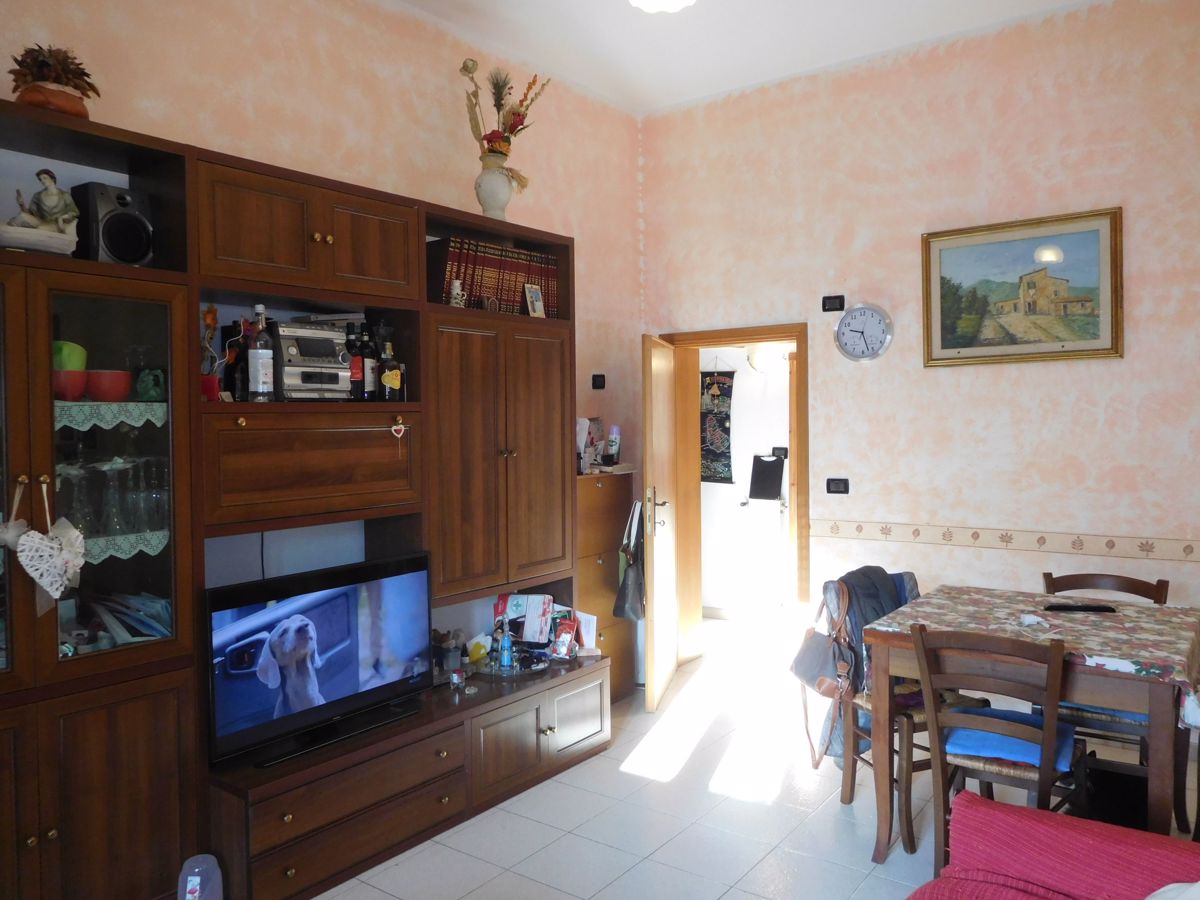 Foto 4 di 18 - Appartamento in vendita a Cecina