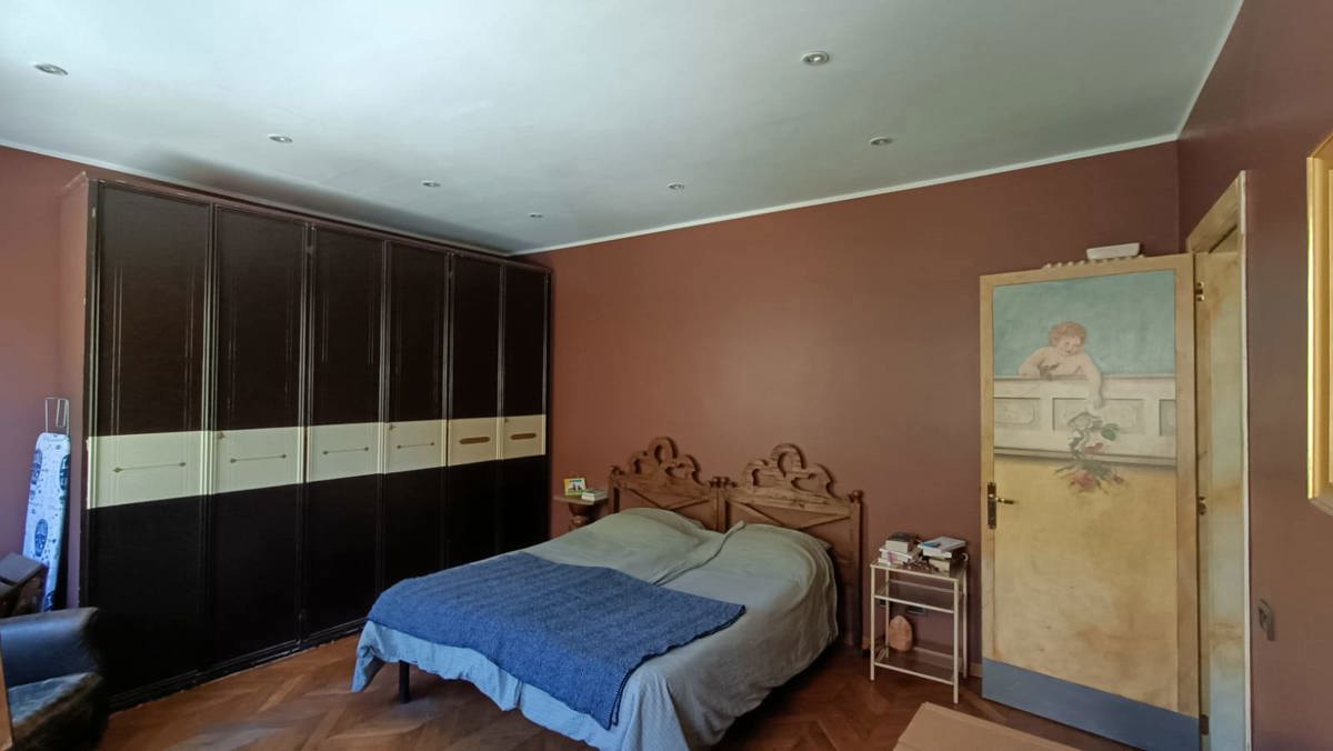 Foto 25 di 45 - Appartamento in vendita a Siena