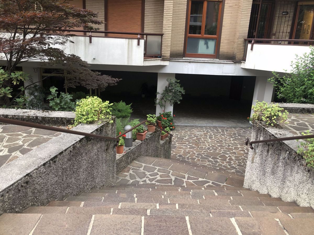 Foto 2 di 46 - Appartamento in vendita a Milano