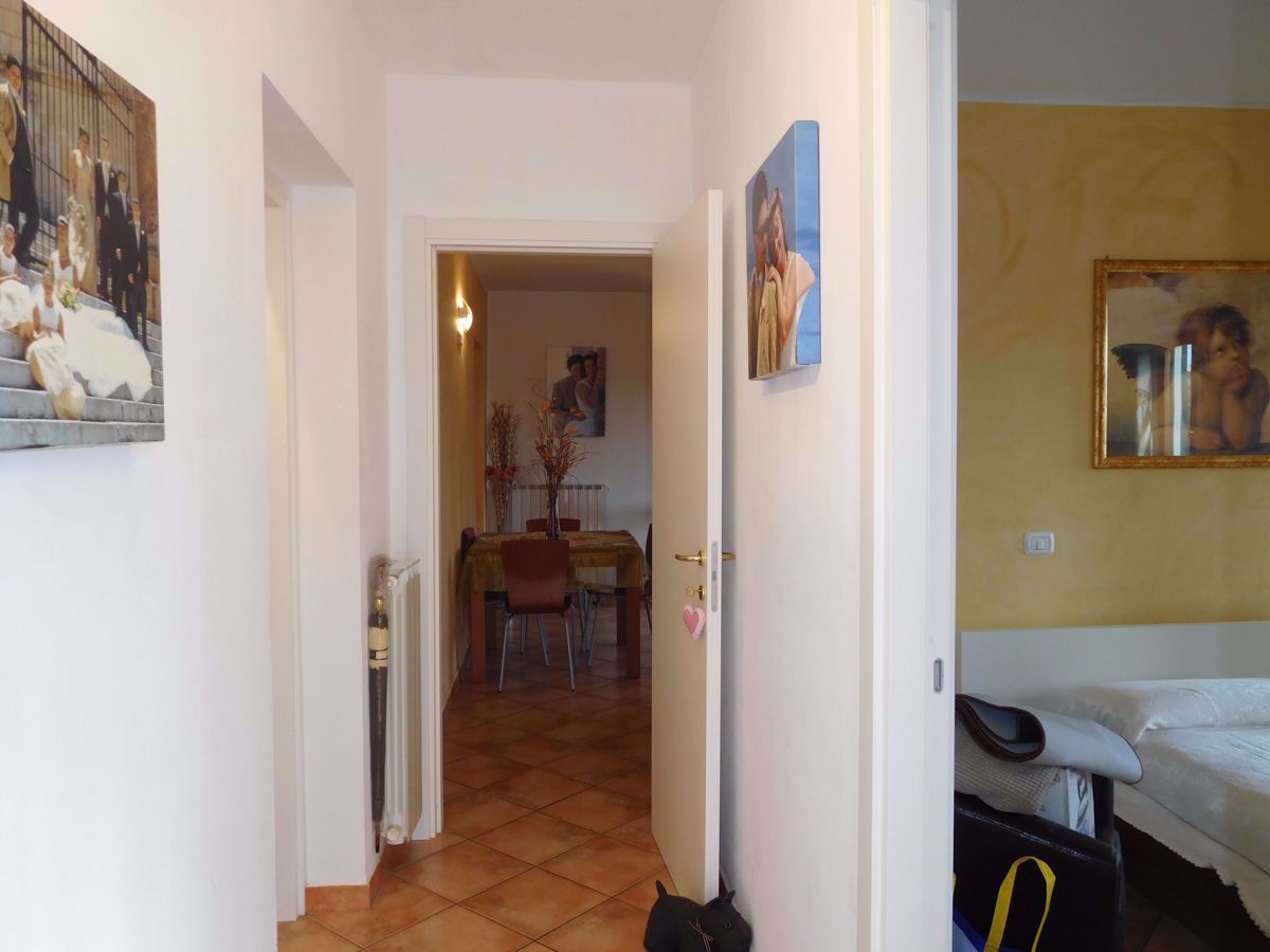 Foto 24 di 24 - Appartamento in vendita a Montescudaio