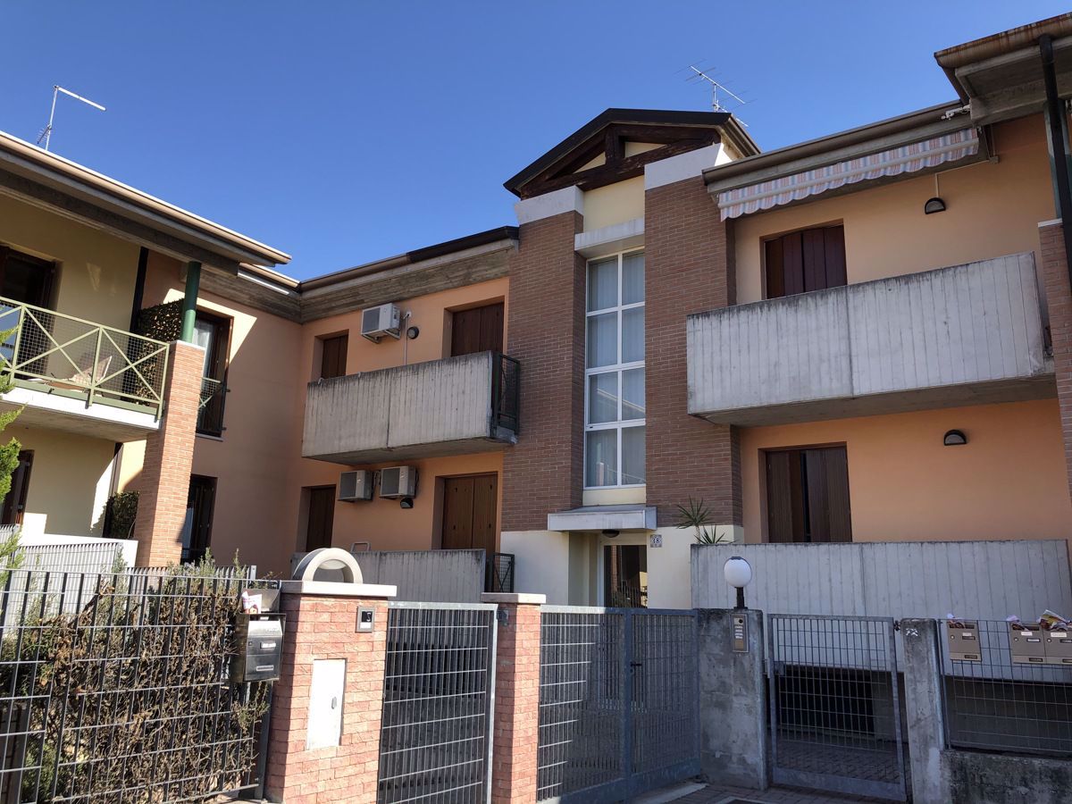 Foto 1 di 4 - Appartamento in vendita a Legnago