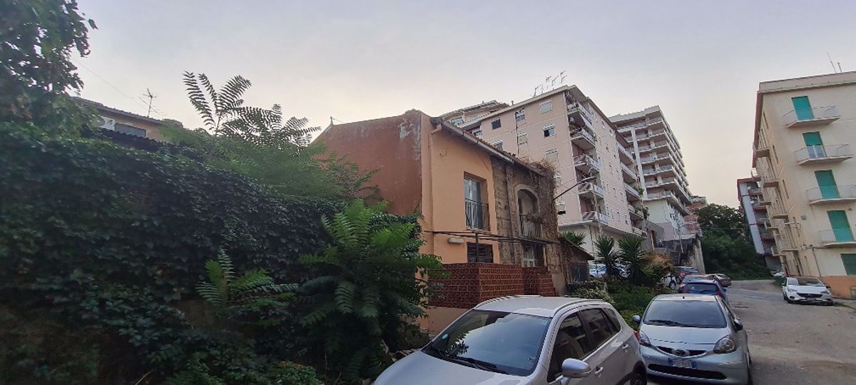 Foto 2 di 10 - Casa indipendente in vendita a Messina