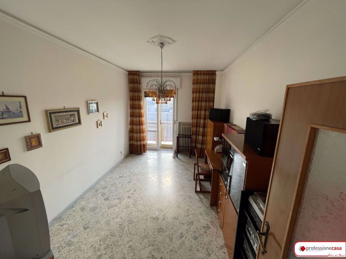 Foto 9 di 14 - Appartamento in vendita a Mola di Bari