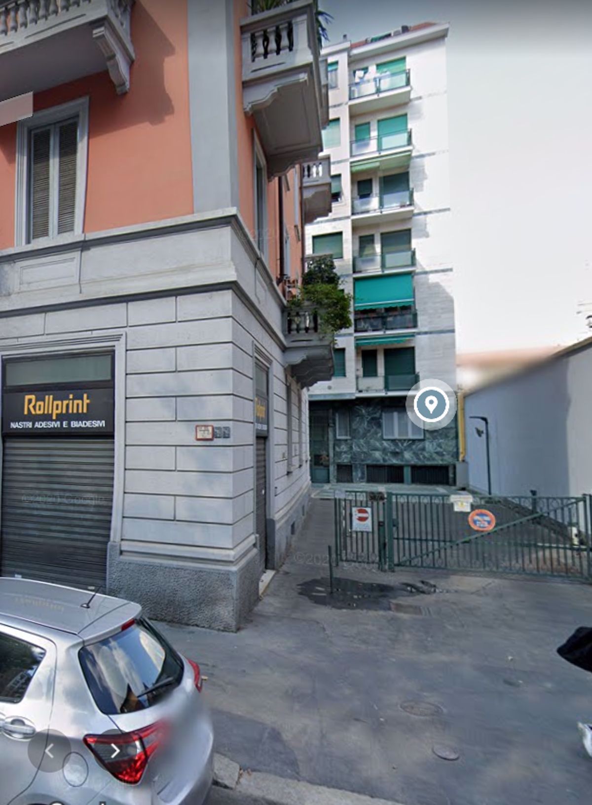 Foto 16 di 19 - Magazzino in affitto a Milano