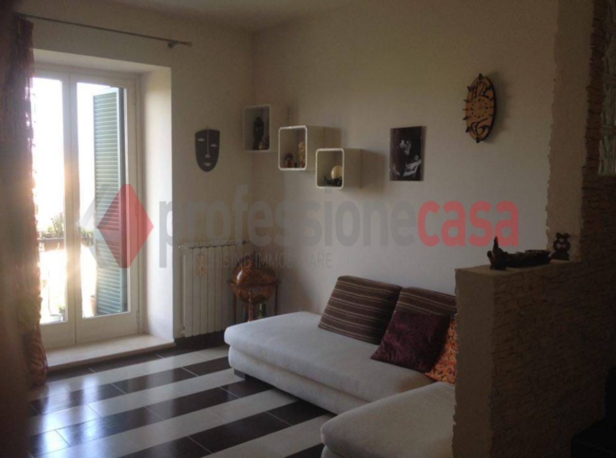 Foto 2 di 8 - Appartamento in vendita a Frosinone