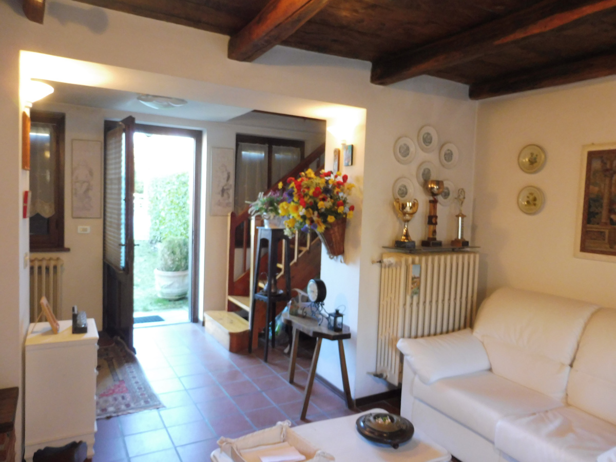 Foto 11 di 16 - Casa indipendente in vendita a Biella