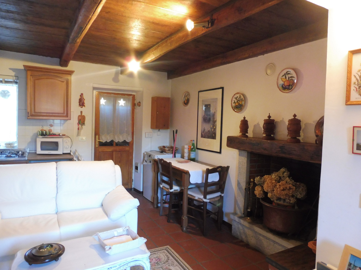 Foto 9 di 16 - Casa indipendente in vendita a Biella