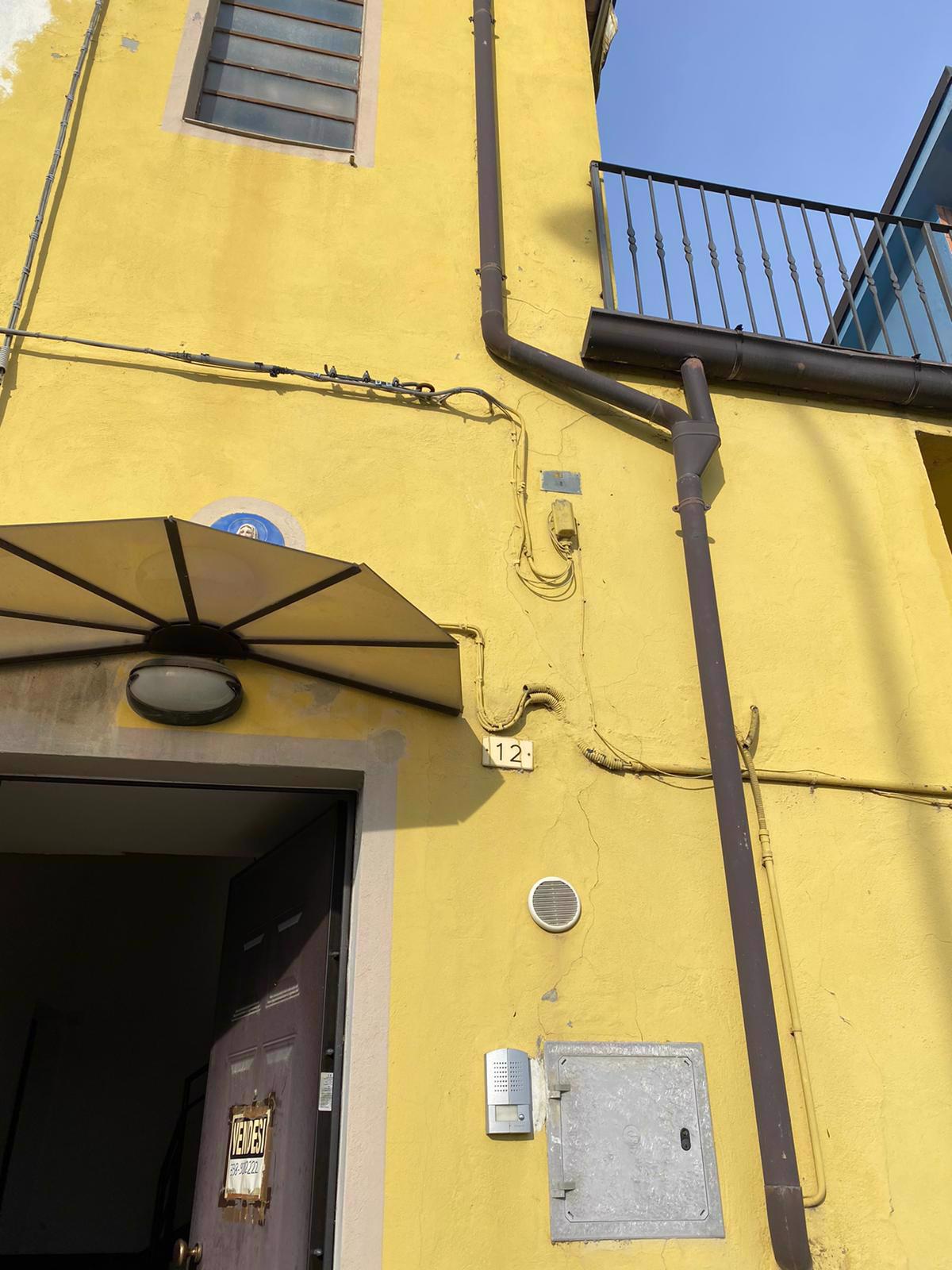 Foto 4 di 20 - Palazzo o stabile in vendita a Ziano Piacentino