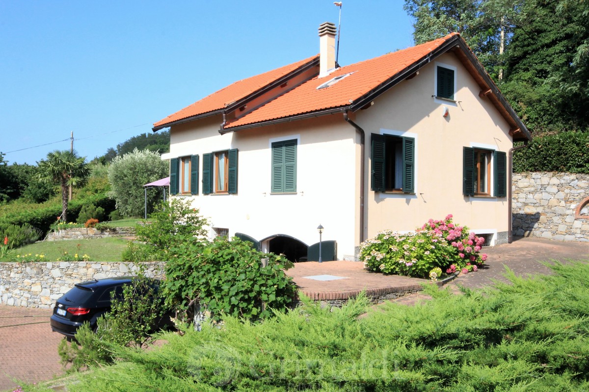 Foto 18 di 23 - Villa a schiera in vendita a Sant'Olcese