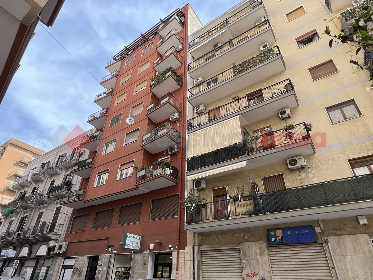 Foto 1 di 16 - Appartamento in vendita a Taranto