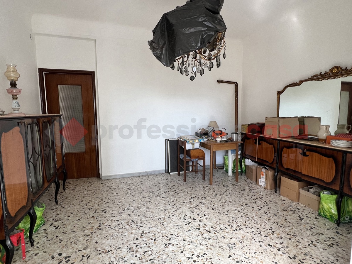 Foto 11 di 16 - Appartamento in vendita a Taranto
