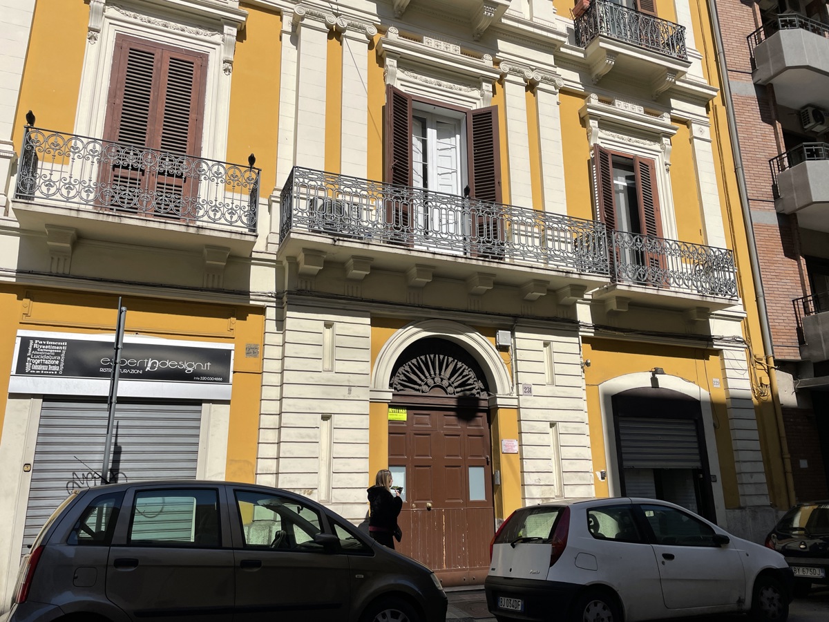 Foto 11 di 14 - Ufficio in affitto a Bari