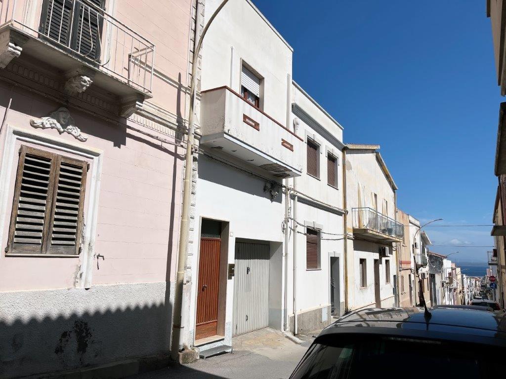 Foto 1 di 17 - Appartamento in vendita a Calasetta