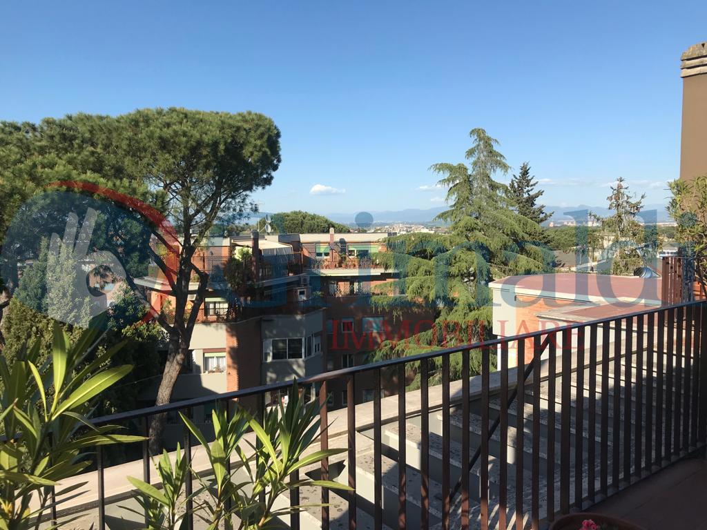 Foto 1 di 21 - Appartamento in vendita a Roma