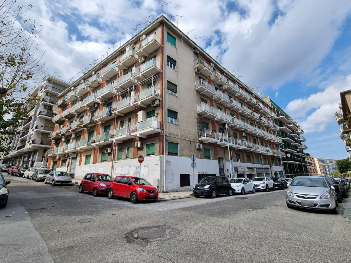 Foto 1 di 21 - Appartamento in vendita a Messina