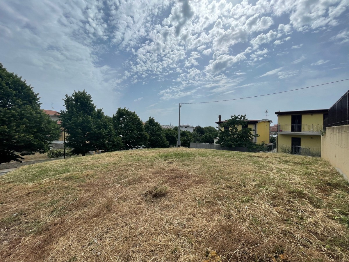 Terreno edificabile in vendita a Pescara (PE)